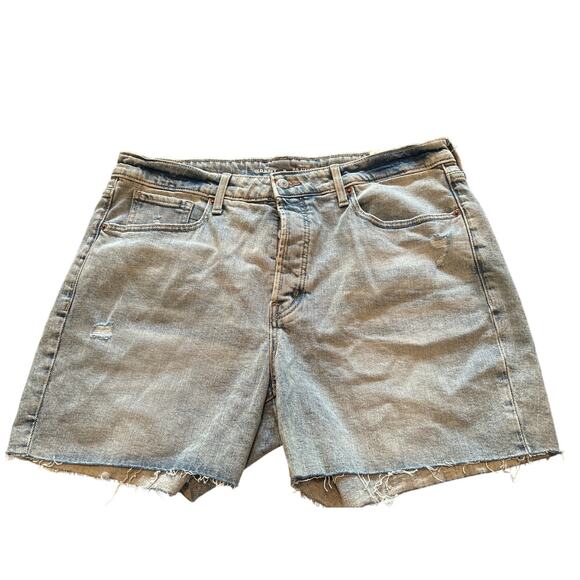 NWT Old Navy Women's Plus Size Denim Shorts O.G. Straight Size 16 - Picture 1 of 5
